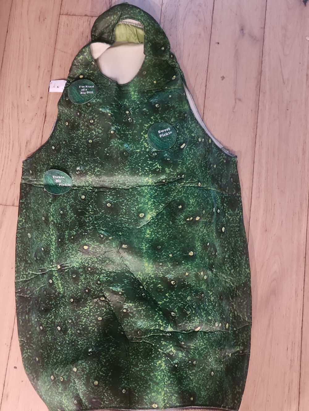 NWT Dill Pickle Cotume-Adult One Size Fits All